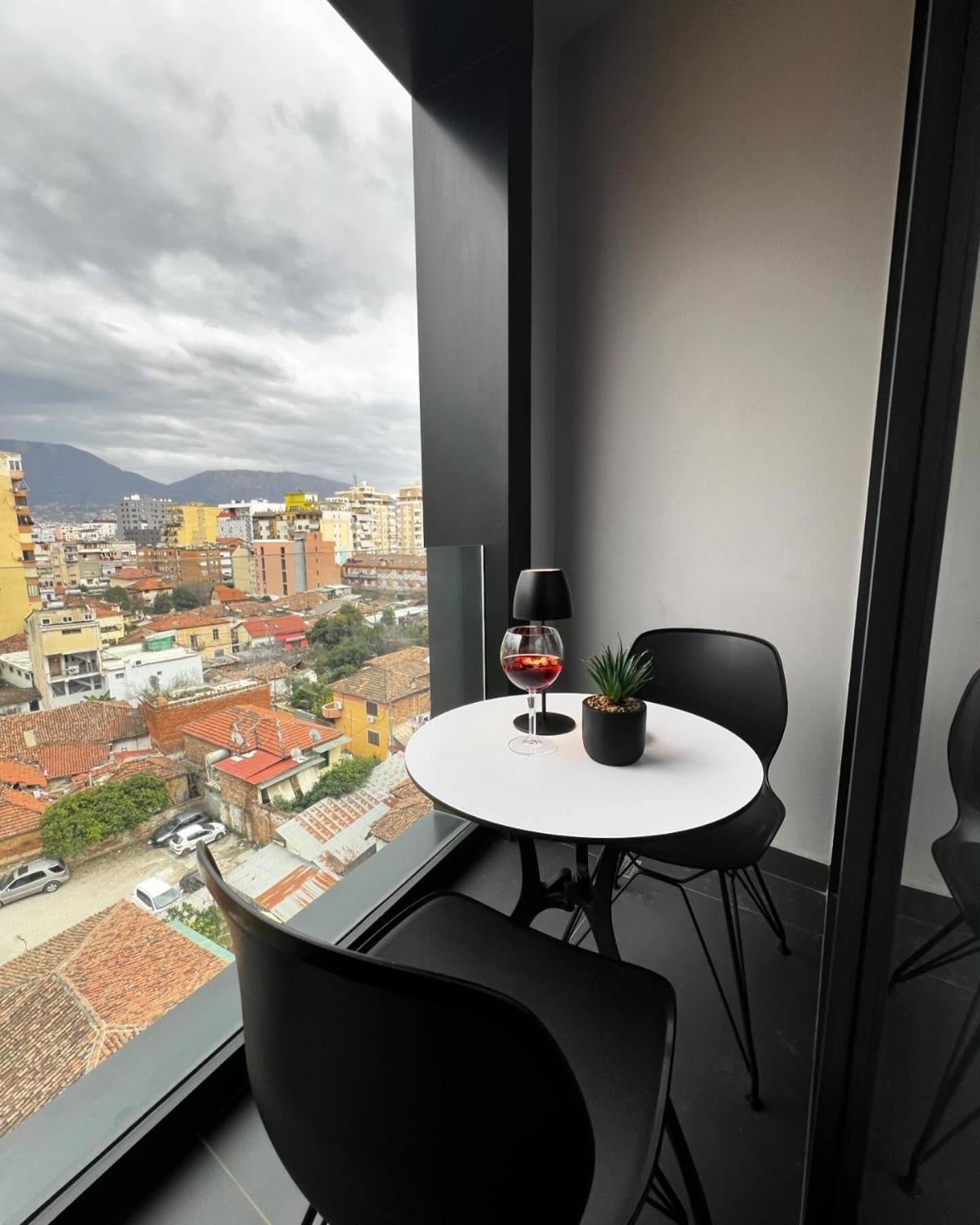 Starlight Hotel Tirana Exterior photo